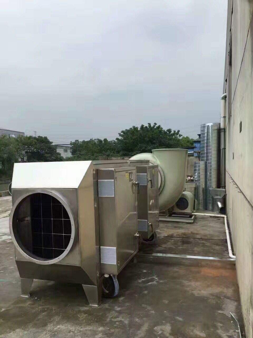 活性炭吸附箱